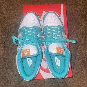 Woman’s Dunk Low “Teal Zeal”